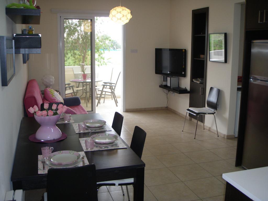 Mythical Sands Resort Ilona Apartment For Families โปรทาราส ห้อง รูปภาพ